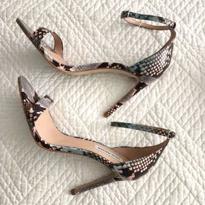 Steve Madden animal print  high heels sandals